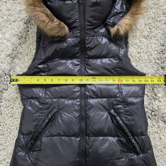 S13 Faux-Fur-Trim Hooded Down Black Vest - Picture 7 of 8